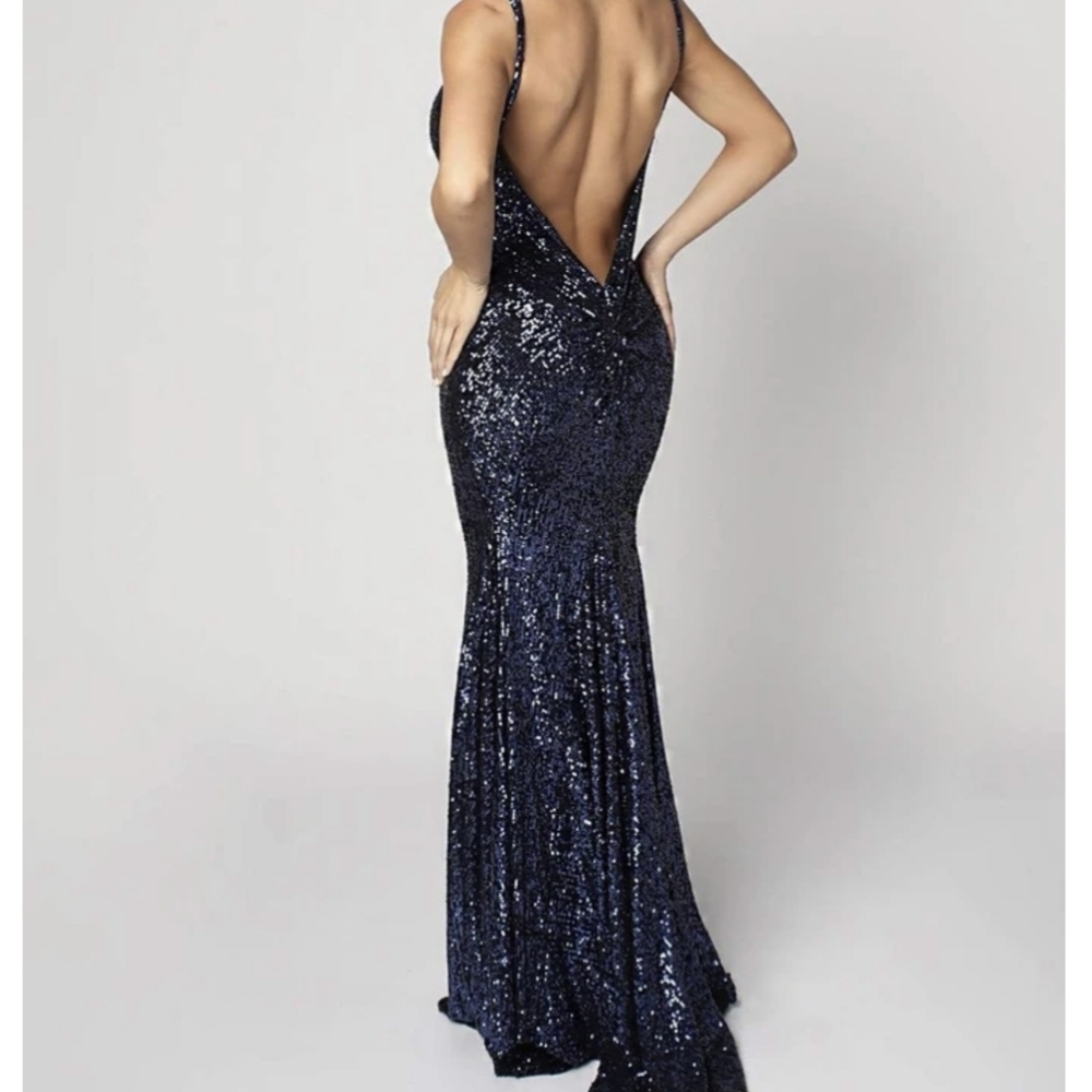 Nicole Bakti New Women's Gown